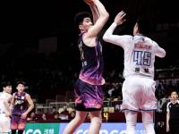 西甲今晨再迎强敌，浙江队官宣签约，主帅态度：令人意外，赛程密集仍需轮换的简单介绍