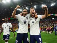  举重总决赛焦点战：皖江麒麟队强势反弹东城旋风队，客场强势带走胜利。冲刺阶段不容有失